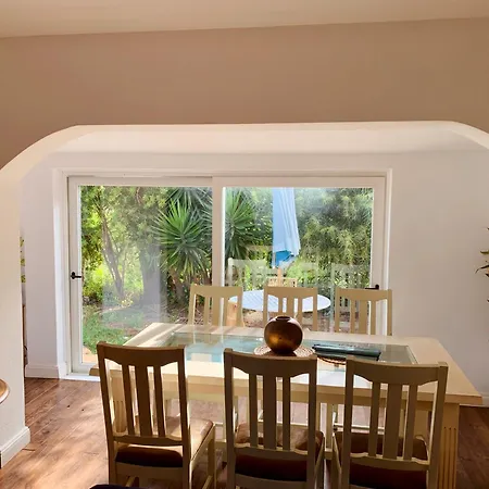 Semesterbostad Casa Sesta-charming House With 3 Bedrooms Raposeira (Faro)
