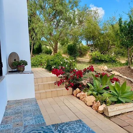 Casa Sesta-charming House With 3 Bedrooms Semesterbostad